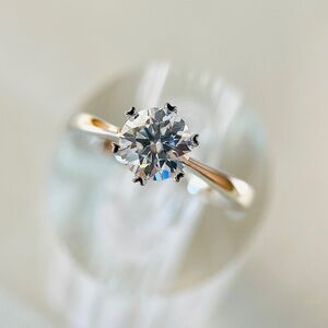 S925 1ctw Moissanite Solitaire Round Cut Six Prong Engagement Ring 18K Plated